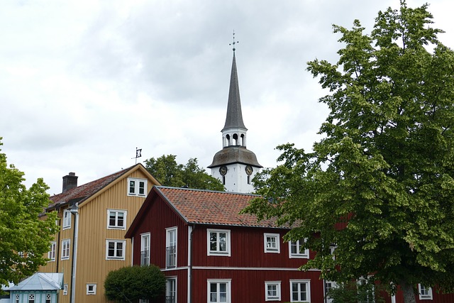 Mariefreds charmiga hamnstad – Upplev båtturer, slott och natur med miljövänliga motorbåtar från TJ Boats SRB60!